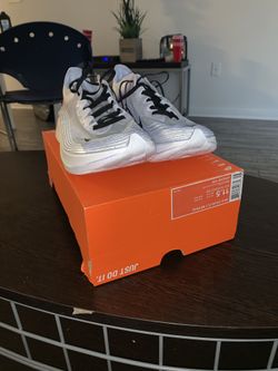 Zoom Fly SP ‘Be True’