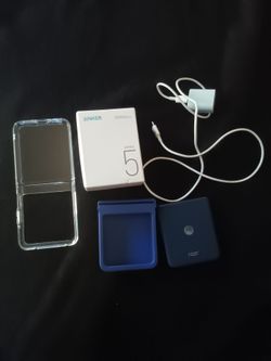 MOTOROLA RAZR 2025 can ship UNLOCKED