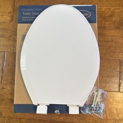 Premier Deluxe 20" Quiet Close Elongated Plastic Toilet Seat With Lid In White