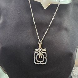 $10.00 - 1974 Mayan Pendant/Silverstone Necklace!  A Vintage AVON Brand Collectible!  Like New Condition!