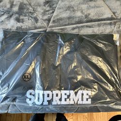 Supreme Shop Flag Half Zip Pullover Black New York