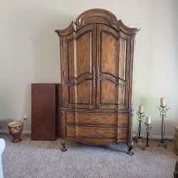 Antique Furniture 