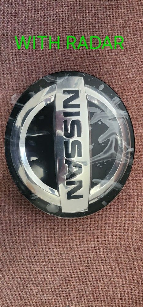 *WITH RADAR* 62890-6LH0A Grille Emblem LOGO 2020-2022 Sentra Versa 628906LH0A