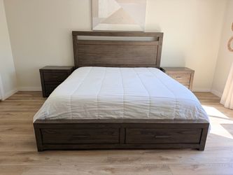 King Bedroom Set