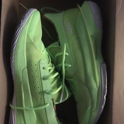 UnderArmor Curry 7s x Sour Patch Kids Lime