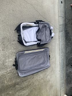 Pack n play attachments: bassinet and changing station $10 for both