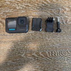 GoPro Hero 13 Black (SD card Included)