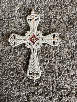Lenox Fine Ivory porcelain Cross Ornament