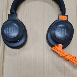 JBL E55BT Bluetooth headphones