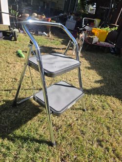 2-Step Folding Step Stool / Ladder