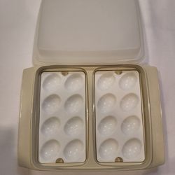 Vintage Tupperware For Deviled Eggs 