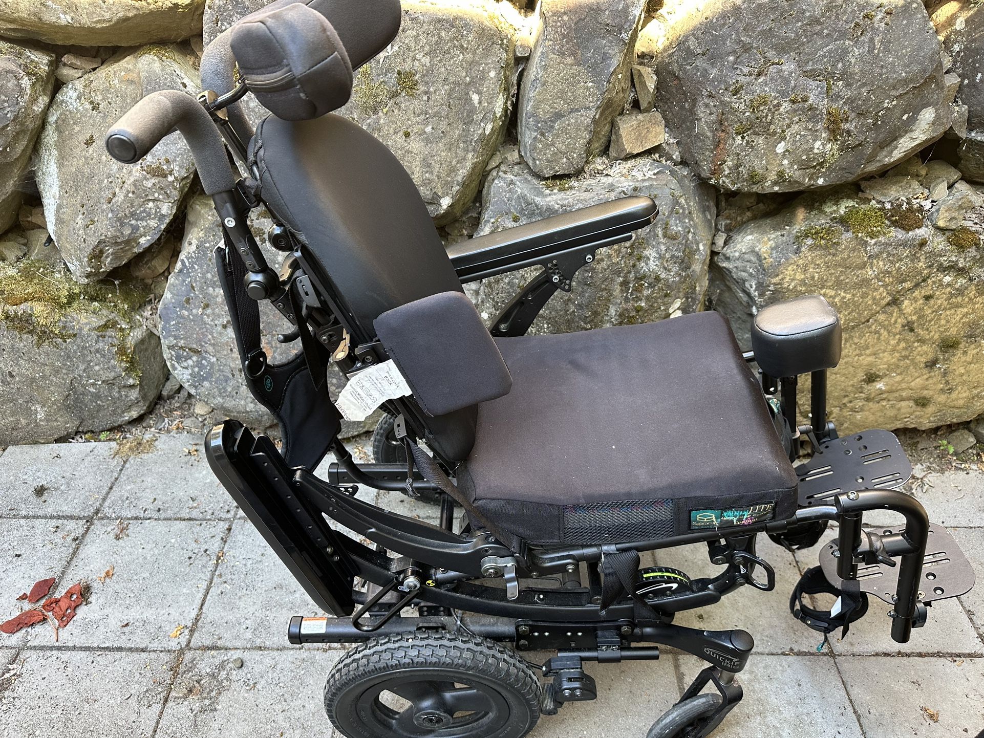 Title: Medical Equipment Bundle – Wheelchairs, Bath Chair, Feeding Supplies & More