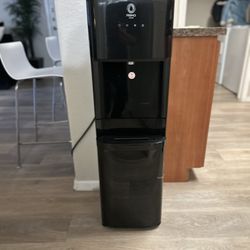 Bottom Loading Water Dispenser