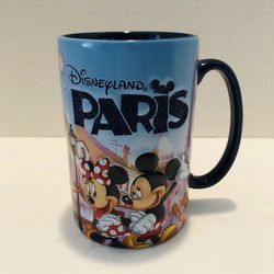 Disney land PARIS Coffe mug   Collectable