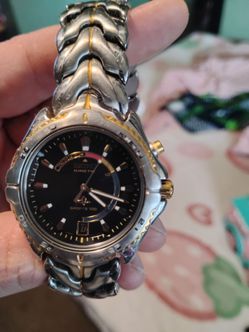 Seiko Kinetic Sport 100 5M42-0B09 Black & Gold Dial