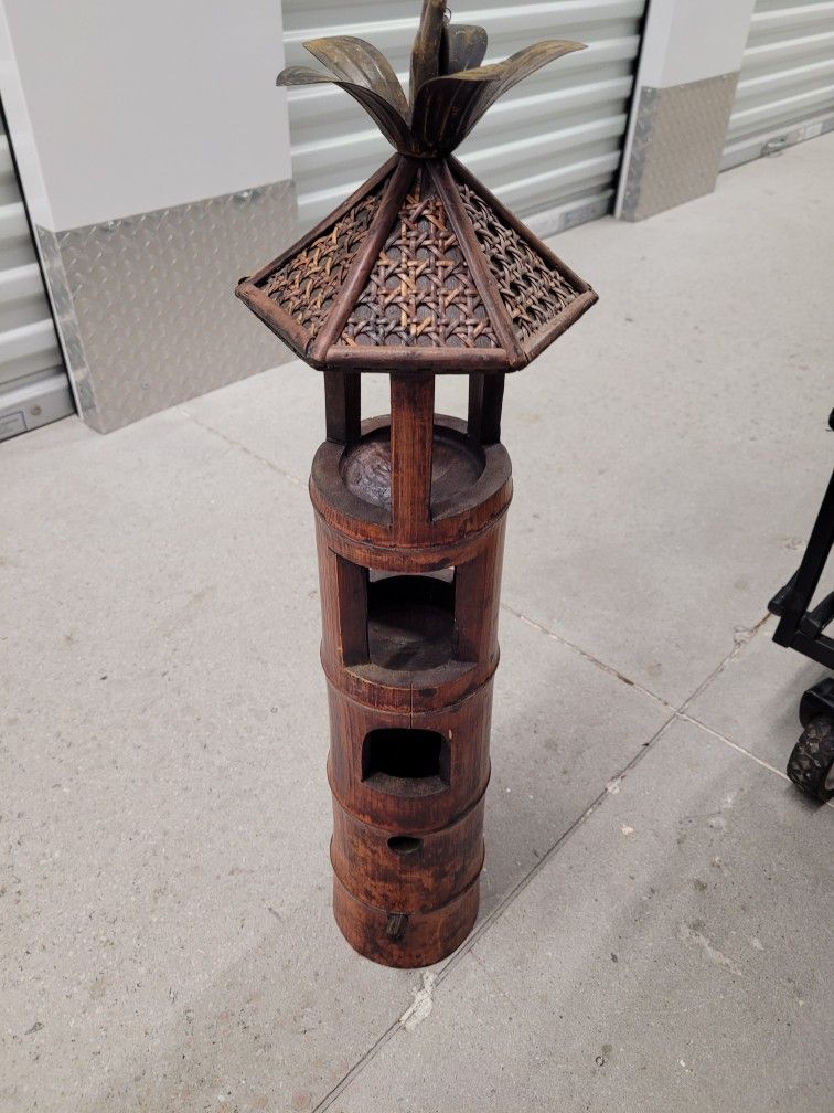BAMBOO WOOD DECORATIVE BIRD HOUSE