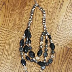 New! Ladies Necklace