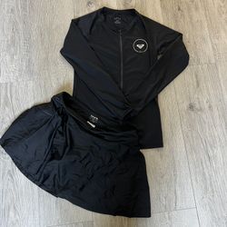 🌊 ROXY SWIM SUIT WITH SKIRT SIZE LARGE