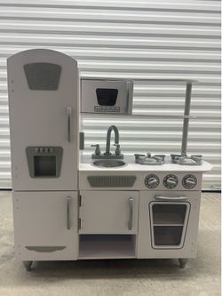 KidKraft Kitchen kids play set