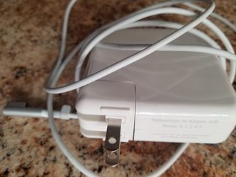 Power adapter for mac book 85w