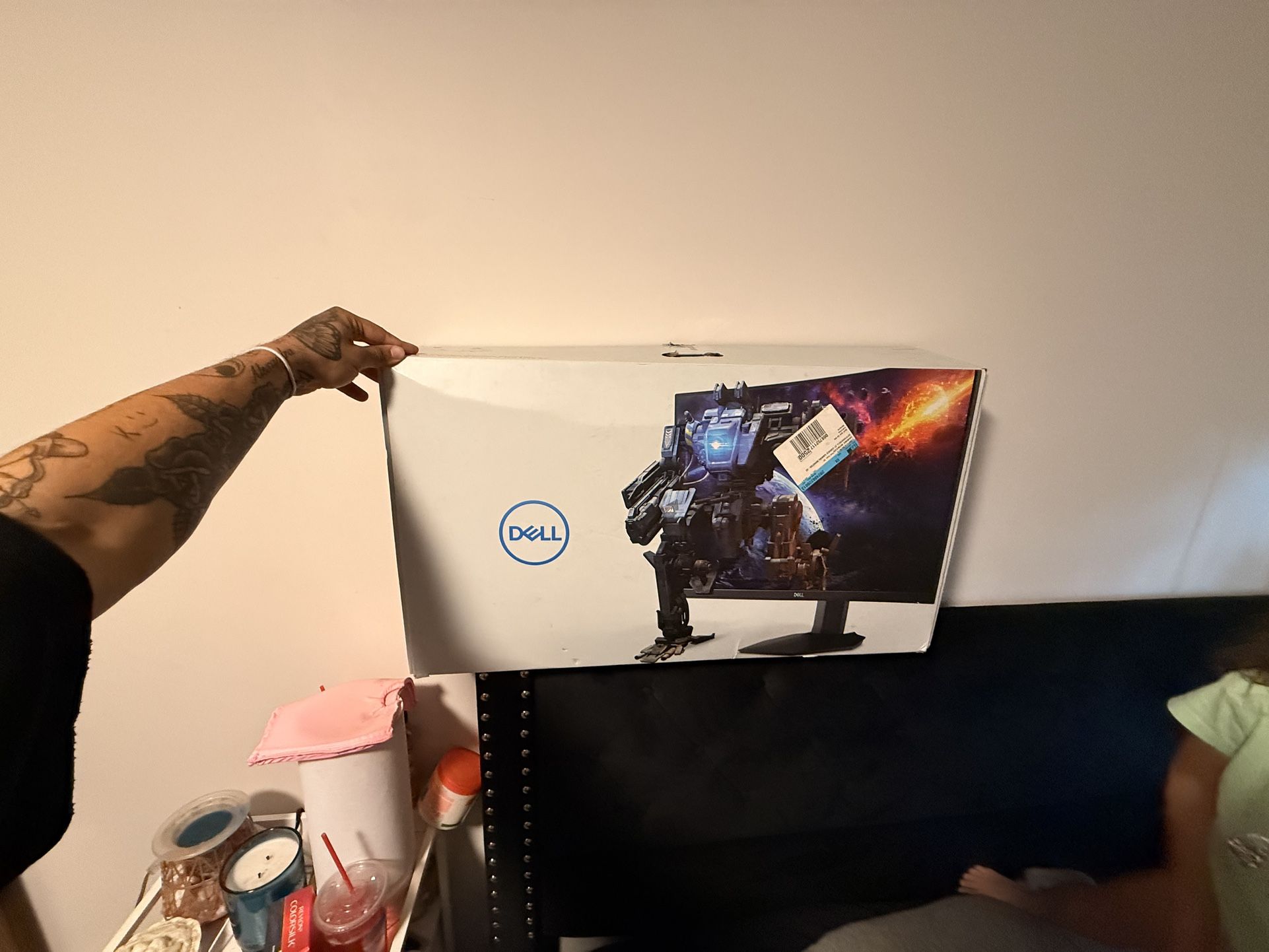 27 Inch Curved Dell Monitor