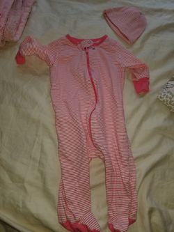 Baby onesies and hat