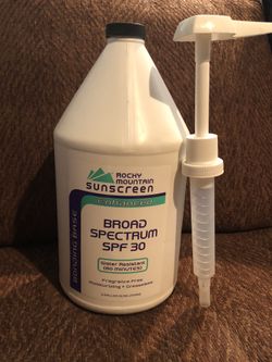 SPF 30 Sunblock Sunscreen: 1 GALLON Jug W Pump!