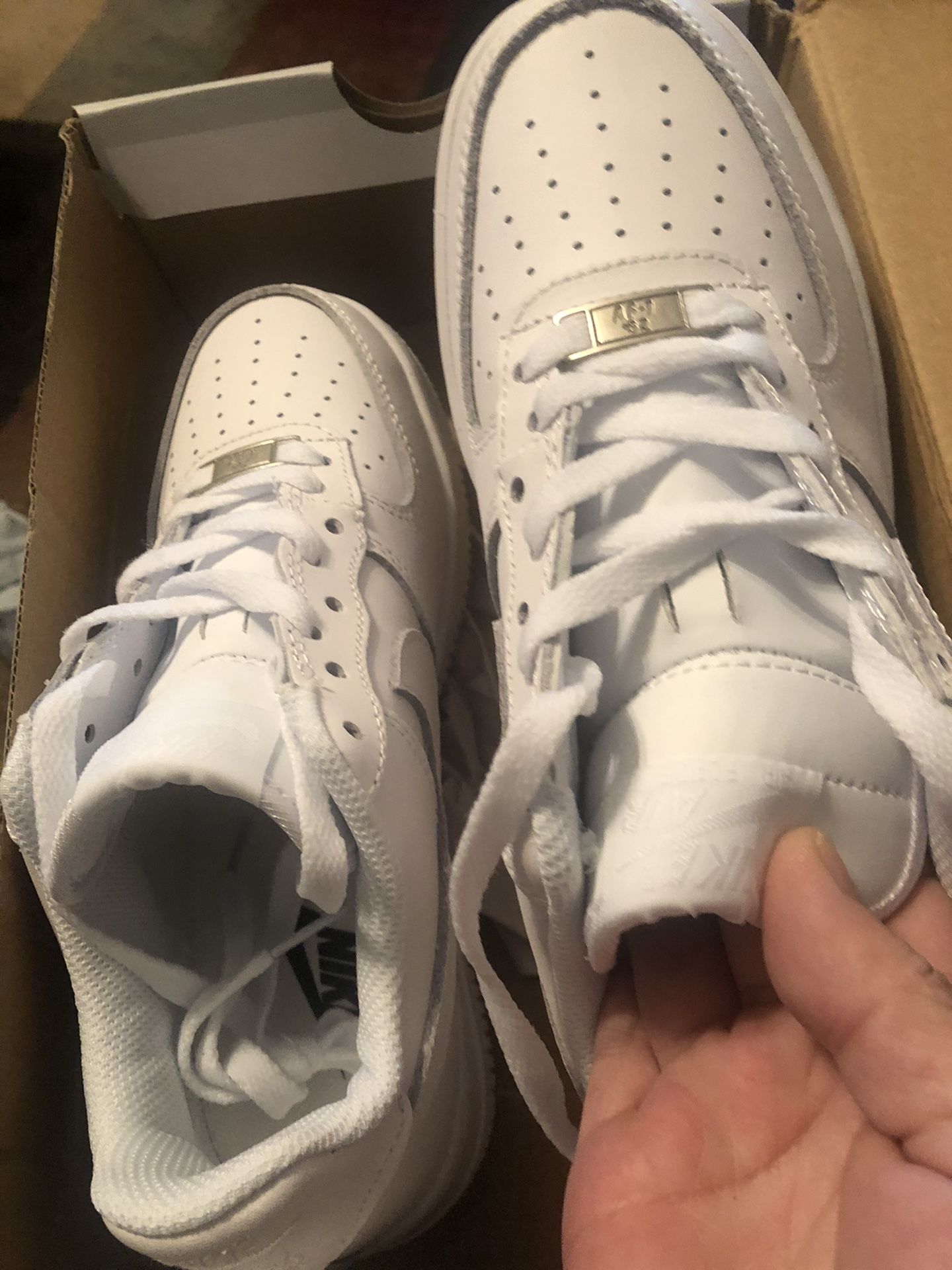 air force 1 size 7 womens