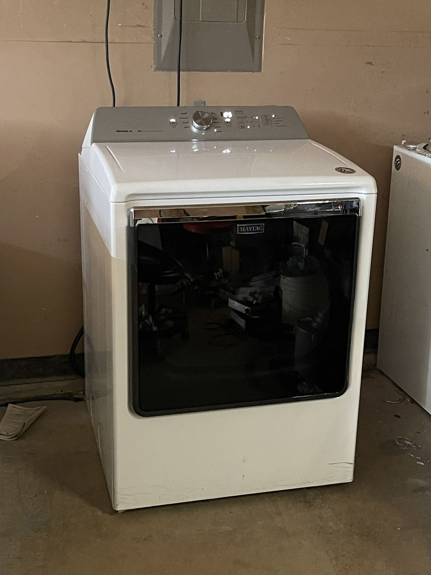 Maytag 8.8 cu ft electric dryer - $280