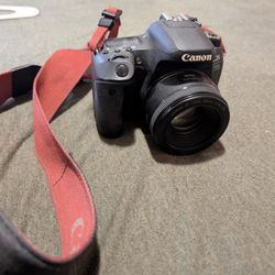 Canon 77d