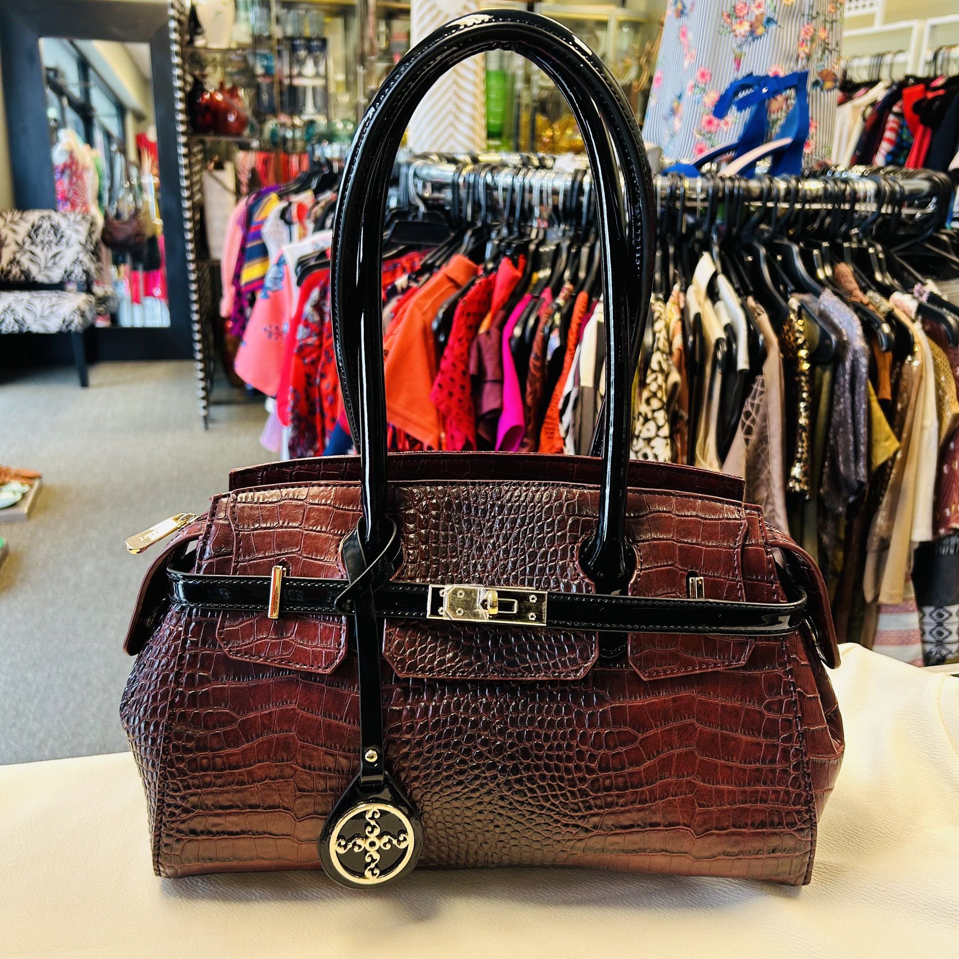 Ocala’s Handbag HotSpot— Absolutely Chic Consignment Boutique 