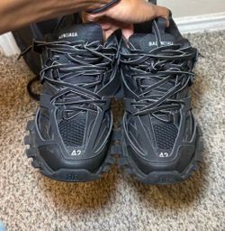 Balenciaga LED track size 9 (42)