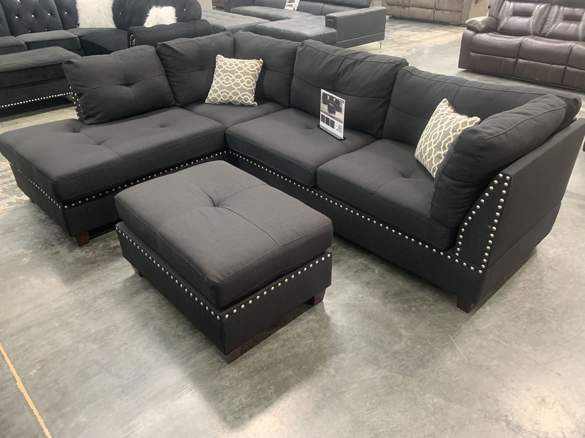 Grey Sectional. Brand New With Ottoman. 
