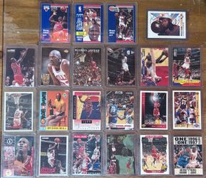 Michael Jordan Basketball Card Lot (22 Cards)