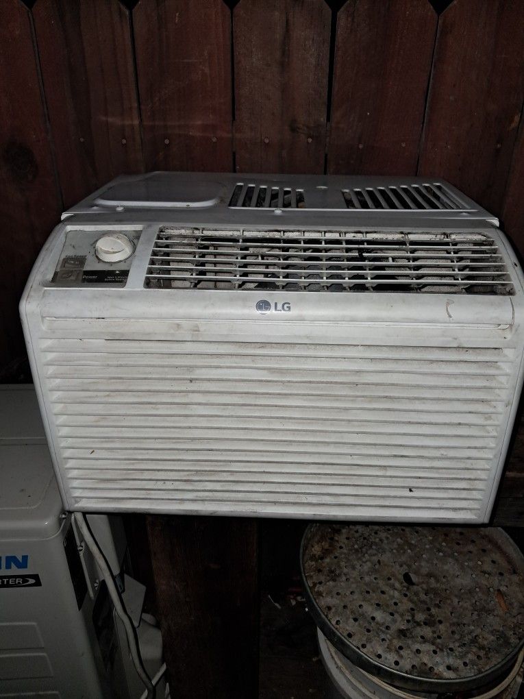 LG Air Conditioner