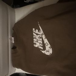 Nike,brown/white,small
