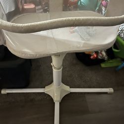 Halo Bassinet Swivel Sleeper 