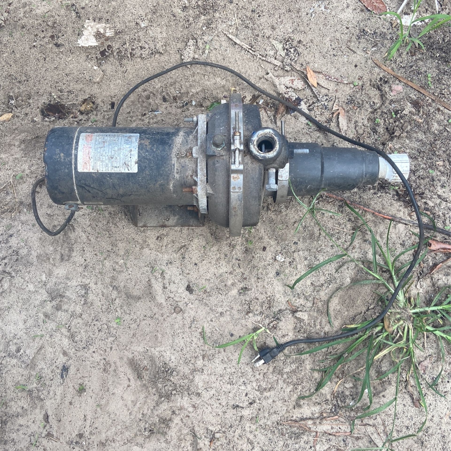 Half inch horsepower pool motor