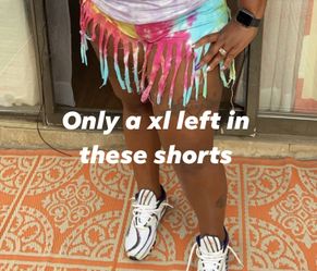 Shorts xl left only