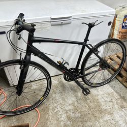 Specialized Sirrus Size M Needs Repair