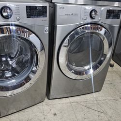 LG Washer And Dryer Electric 