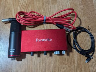 Focusrite Scarlett 2i2 audio interface and microphone