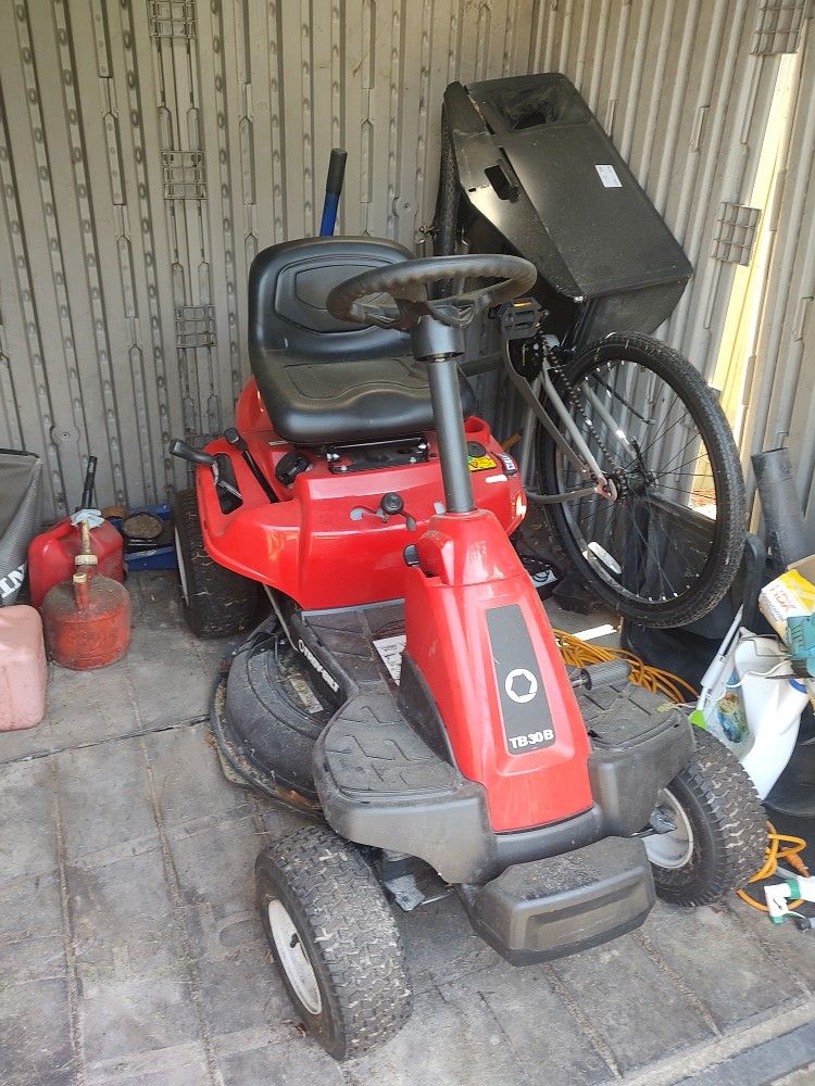 Troy Built Riding Mower