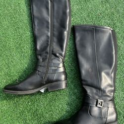 Baretraps Black Boots with Low Heel - Size 9
