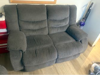 Recliner chairs
