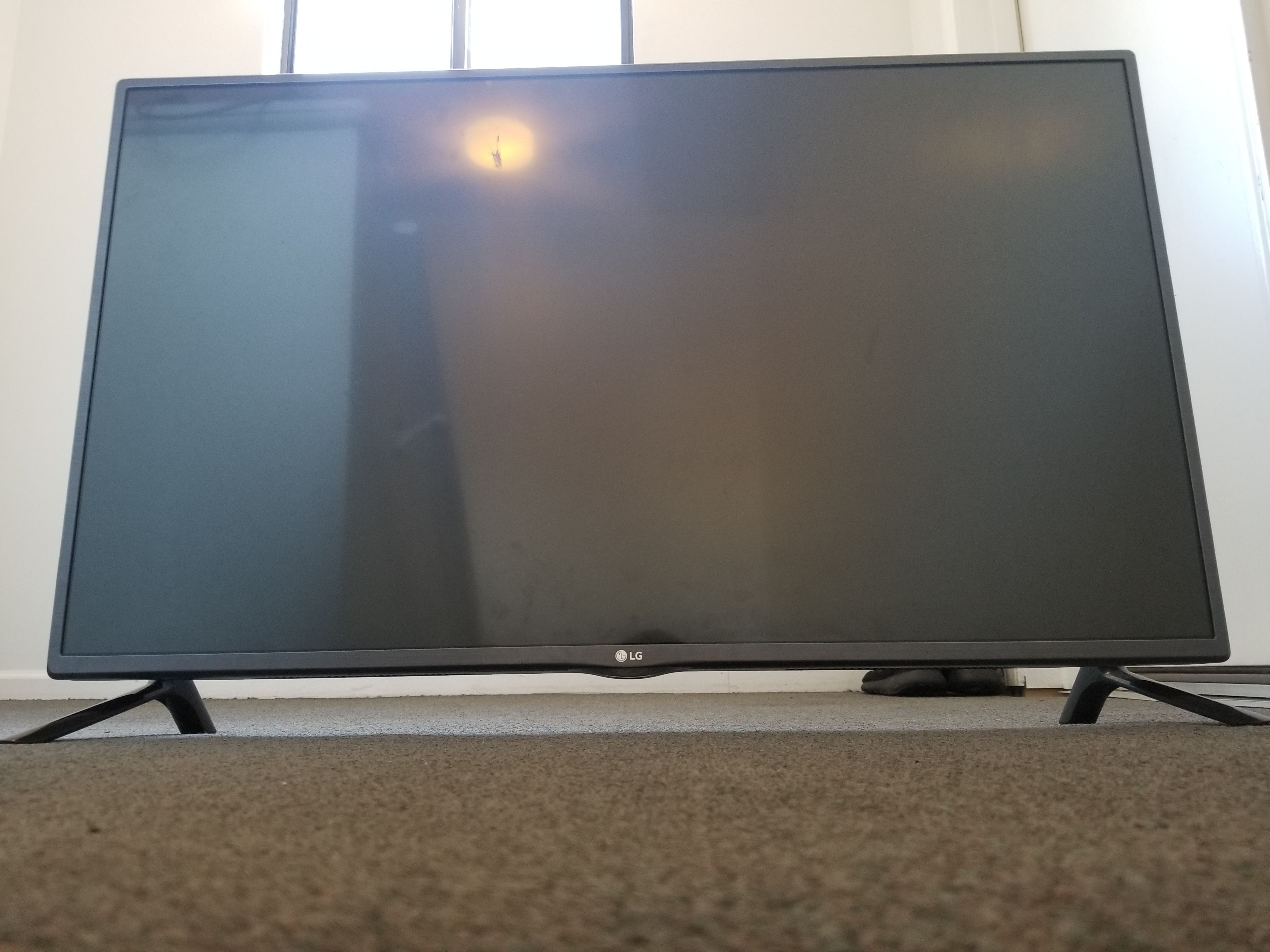 Televisor LG, 42 Pulgadas Alta Definición for Sale in Miami, FL - OfferUp