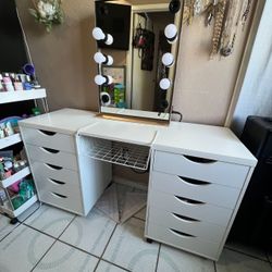 White Vanity Desk With Mirror 