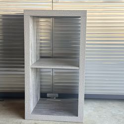 End Table Very New Looking