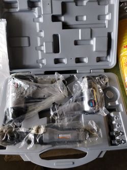 Pneumatic Impact Wrench Set w/case
