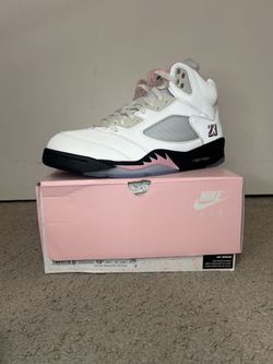 DS JORDAN 5 SOFT PINK SIZE 10.5